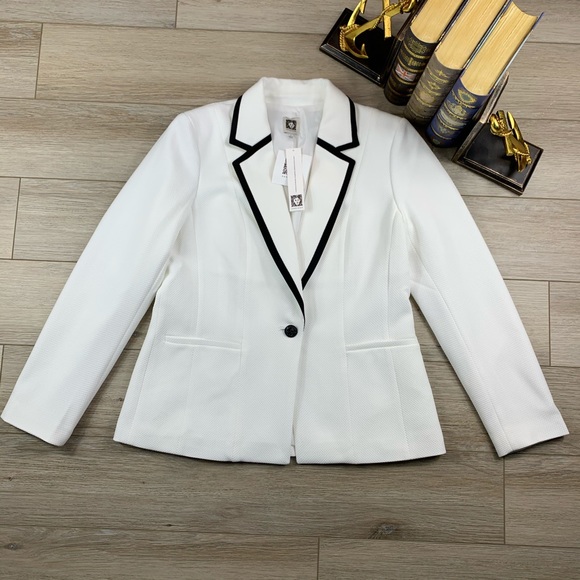 Anne Klein Jackets & Blazers - Anne Klein Lily White Women’s Blazer